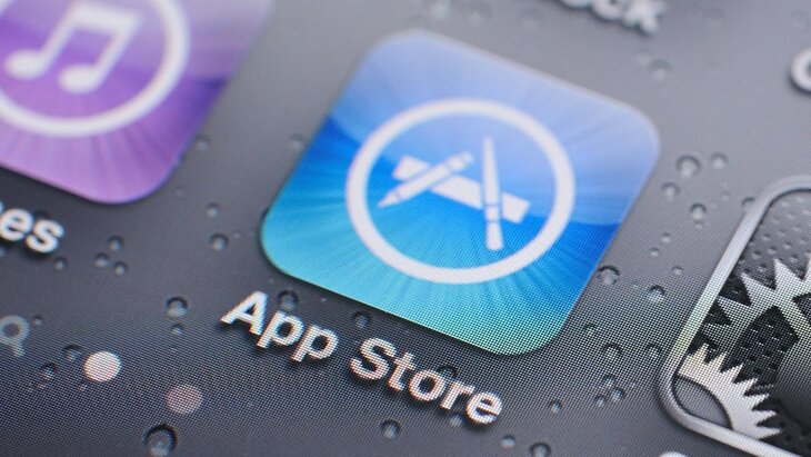 Apple �������� � ����������� ��������� Fortnite � App Store