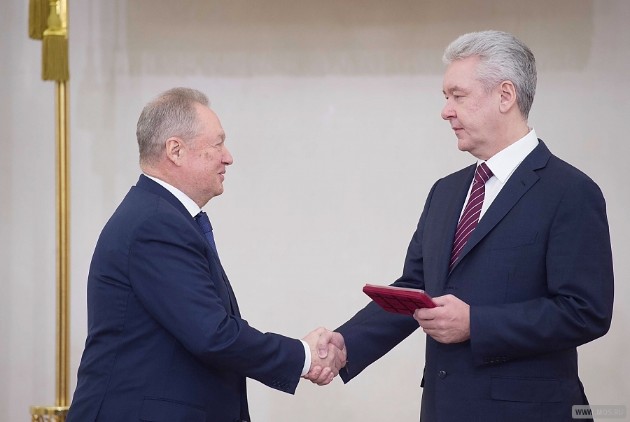 ������ ������� �������� ��������� �������� � ������ ��������������� ������� � ������� ������