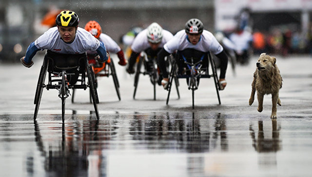 � ��������� ������ ��������� ���������� ����� ����������� ����� 900 �������