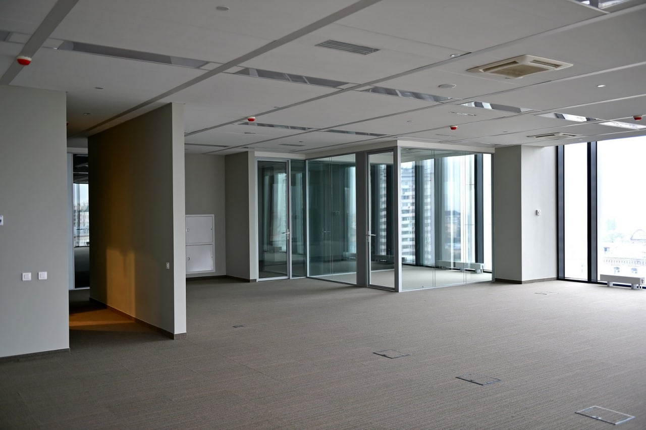 ������-����� �������� 93 ���. ��. � �������� � ����������