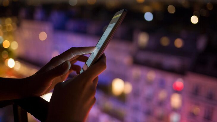 ������������� �������� ������������� ���-��� Grok � ������� X