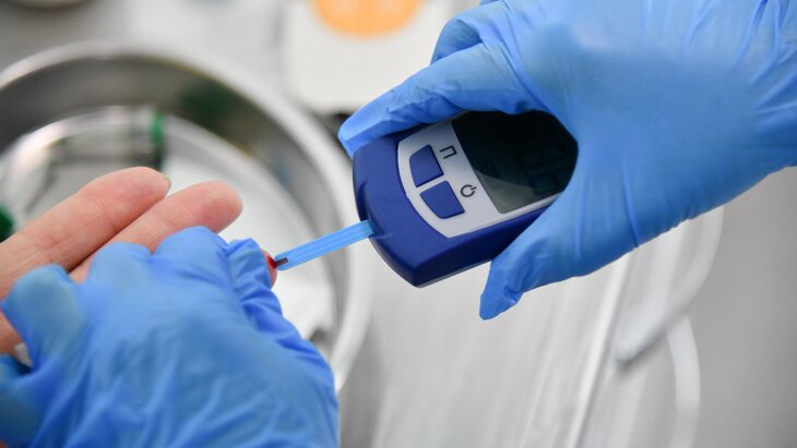 ������ 24: �������� ��������� � ������������ ��������� ������� � �������� � �����