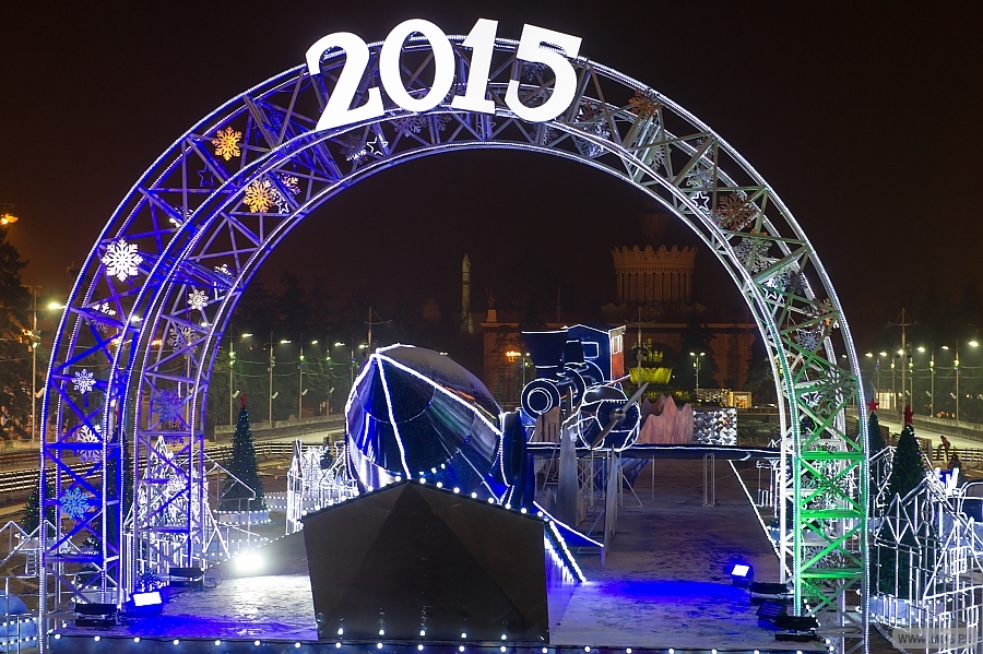 ������ ������� �������� ����� ������� � ������ �����, ����������� � �������� �� ����