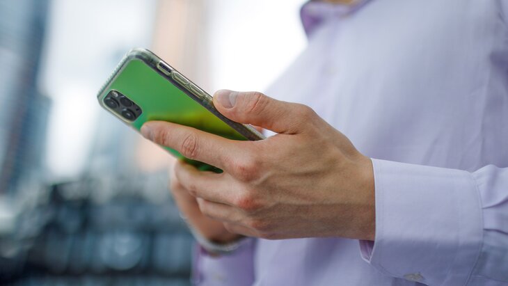 �������� ������ ����� ���������� ���������� �� Google � Apple � ������