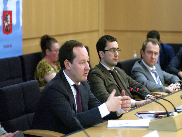 ������ �������� ����� � ������������� ������ ����� ������ � �����������