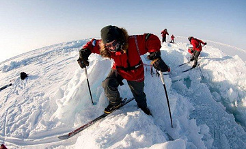 Участником молодежной экспедиции «На лыжах – к Северному полюсу!» стала воспитанница школы-интерната № 52 САО Карина Каусова.