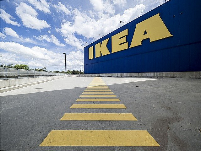 IKEA     -    