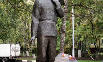 Памятник Сергею Есенину в ЮВАО Москвы ждет реставрация в 2022 году