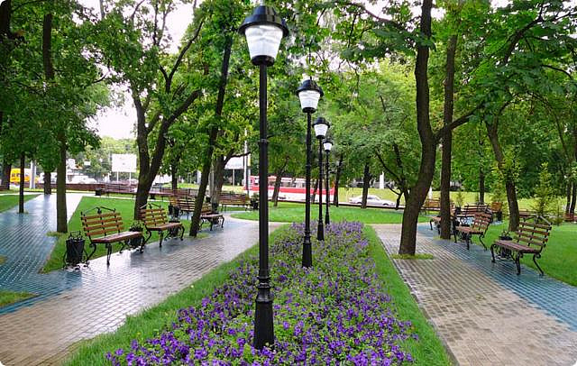 Вместо пустыря новая зона отдыха появилась в Рязанском районе